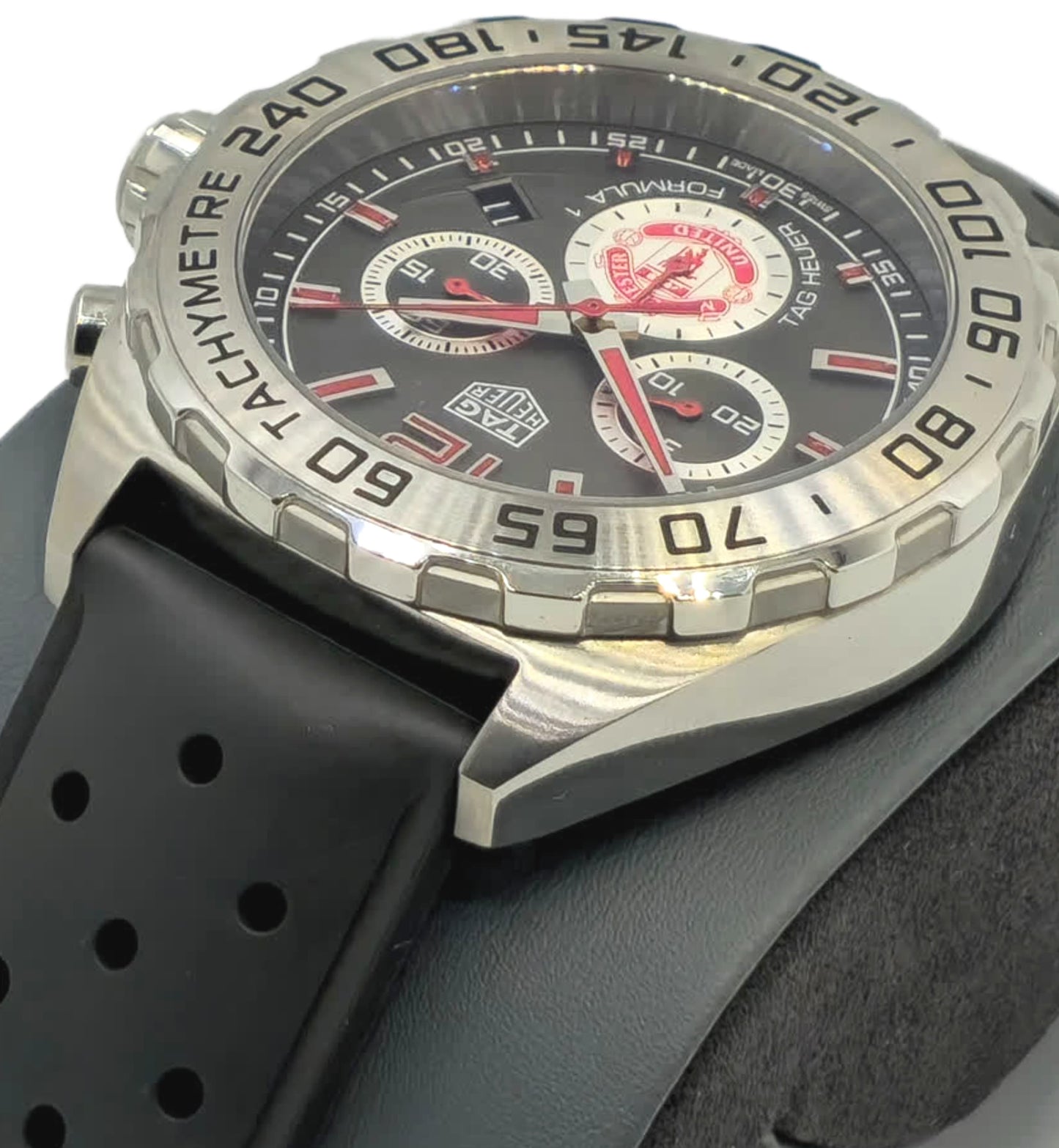 TAG Heuer F1 Manchester United Edition
